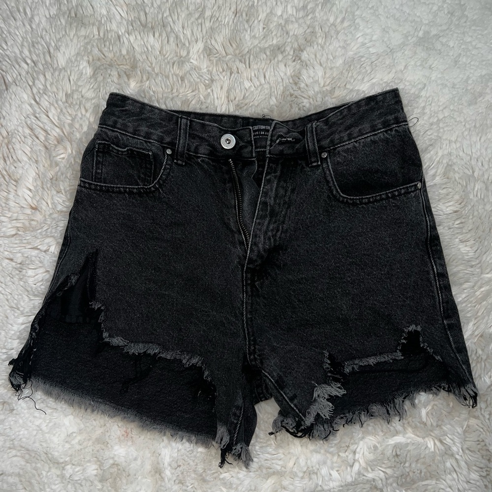 Stylish Black Denim Women's Shorts